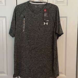 Under Armour Men's Charcoal Heat Gear Tee Med NWT